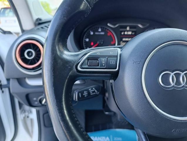 Audi A3 2.0 tdi Attraction 150cv s-tronic E6