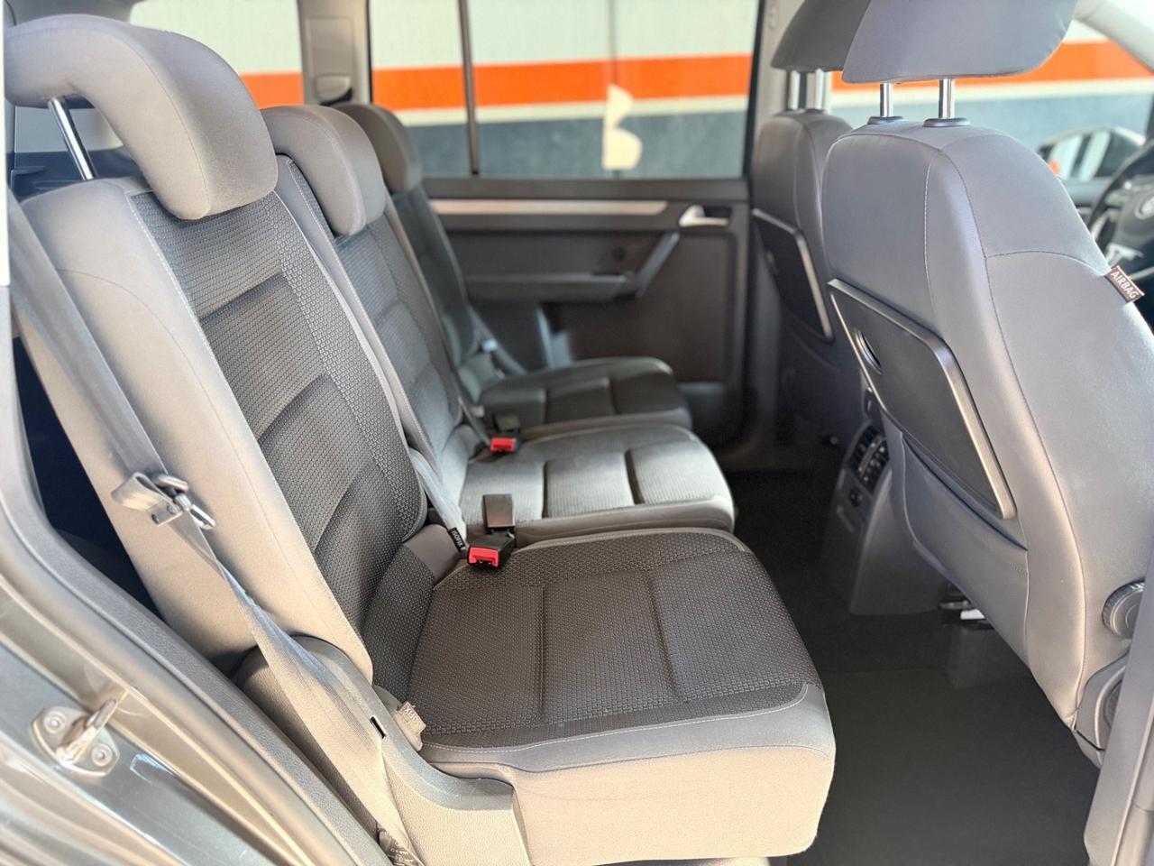Volkswagen Touran 1.6 TDI Trendline NEOPATENTATI
