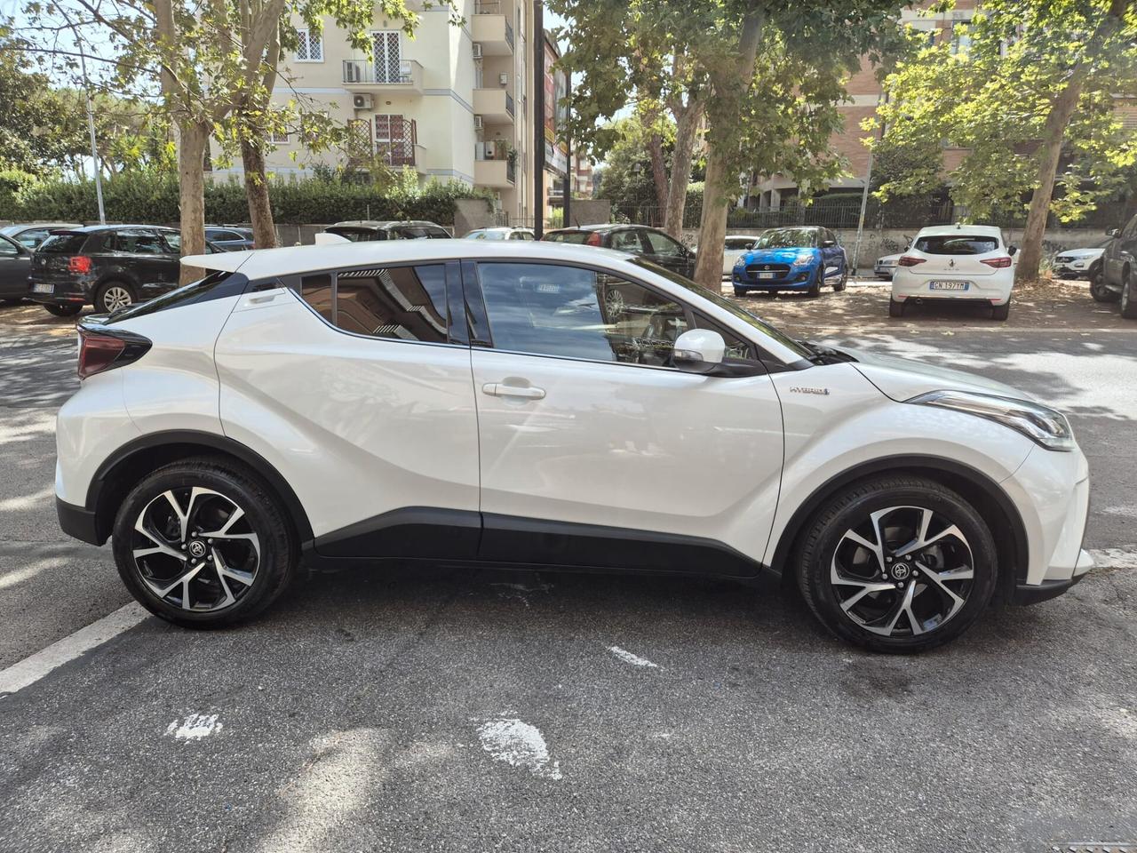 Toyota C-HR Hybrid TREND / NO OBBL. FINANZ.
