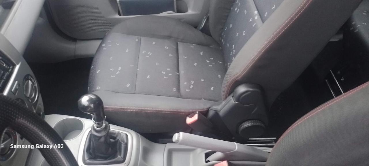 Mazda 2 1.200 Benz. UNICO PROPRIETARIO !!