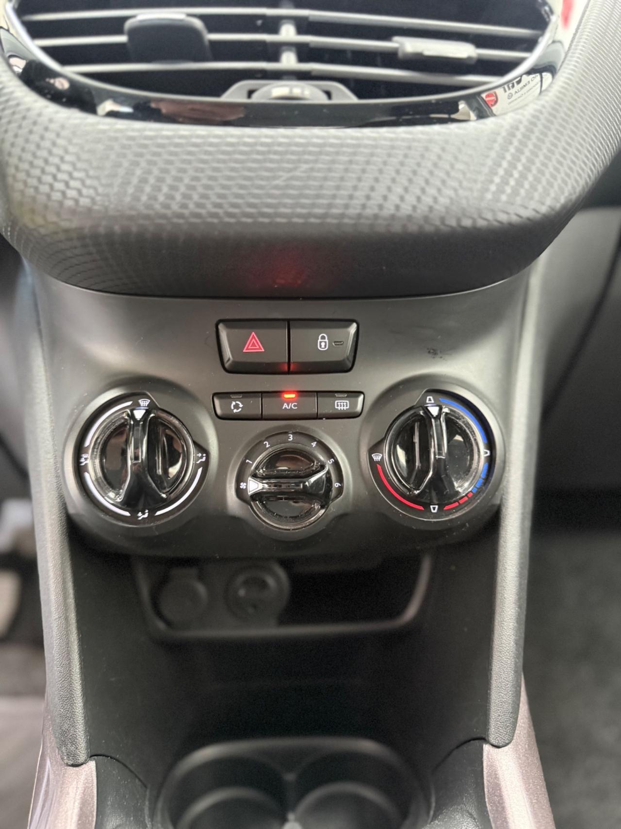 Peugeot 2008 1.6 BHDi 100 cv Allure 07/2015 Euro 6B Neopatentati