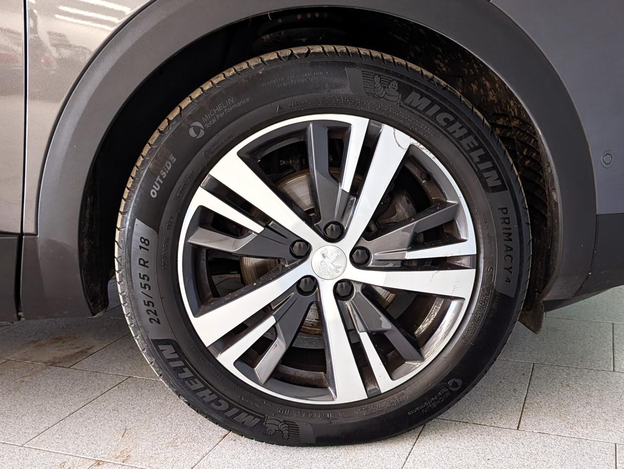 Peugeot 1.5 bluehdi 130cv Allure