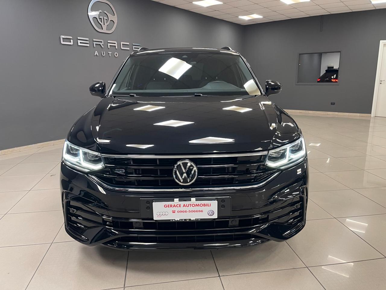 Volkswagen Tiguan 2.0 TDI 150cv SCR DSG R-Line