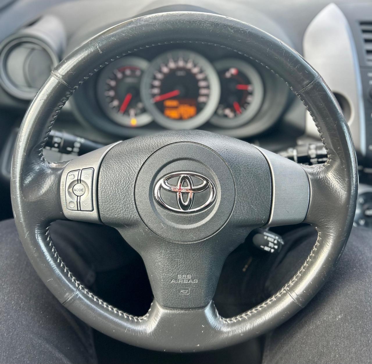 Toyota RAV 4 RAV4 2.2 D-4D 177 CV Luxury