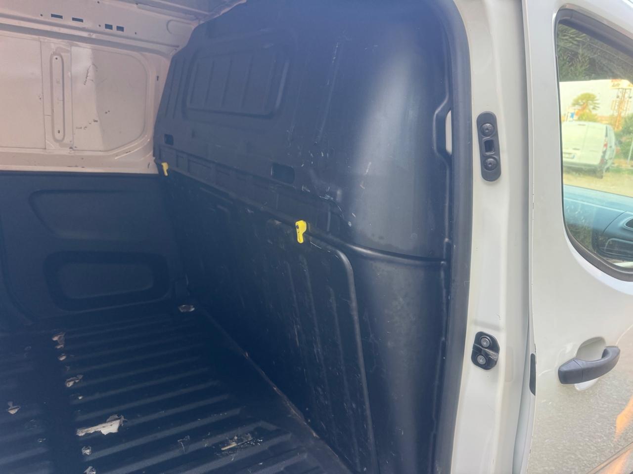 Opel Combo Cargo 1.6 Diesel 100CV S&S PC 650kg Edition