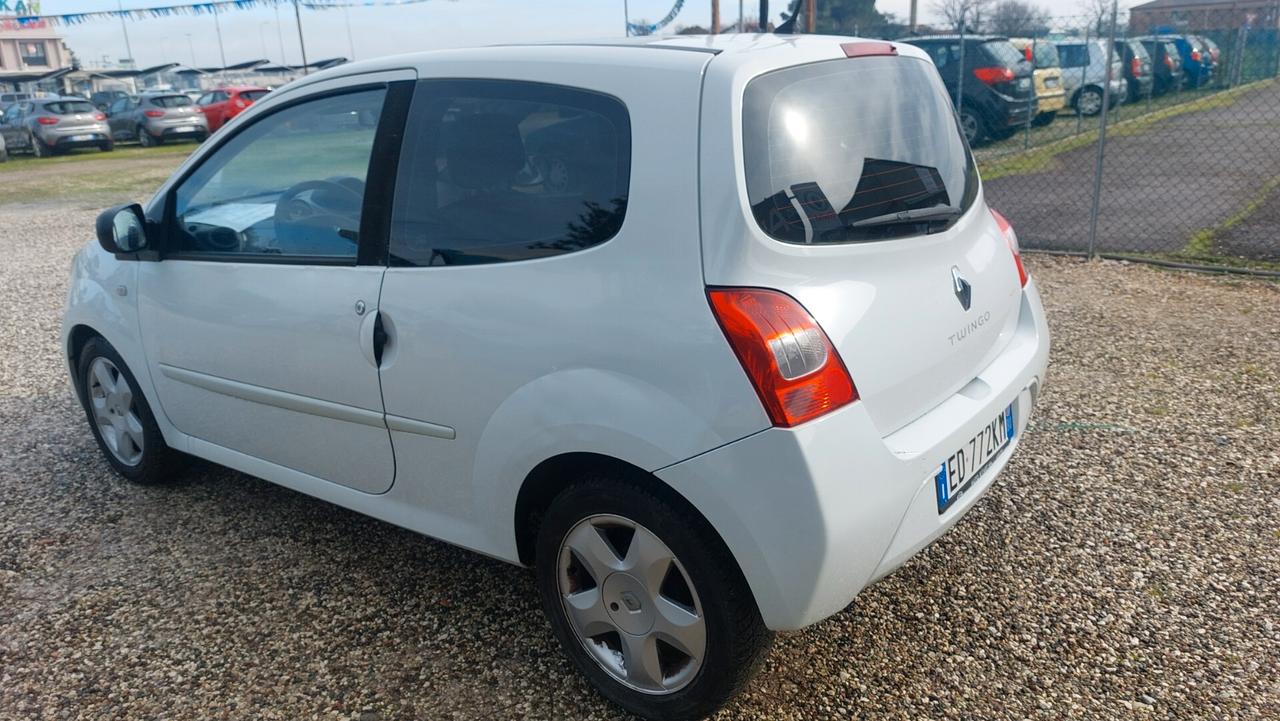 Renault Twingo 1.2 16V TCE Dynamique