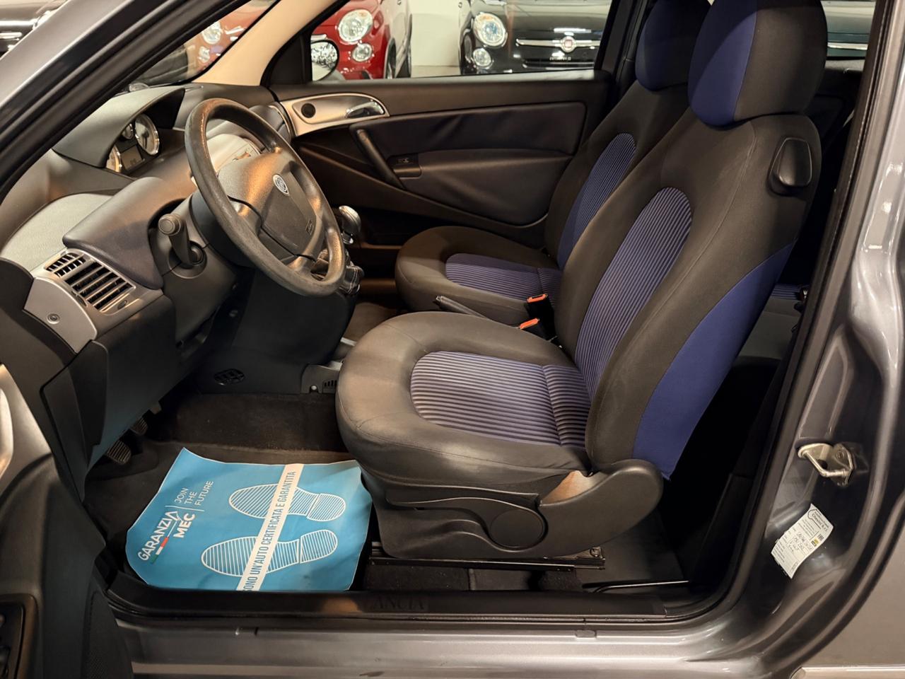 Lancia Ypsilon 1.2 Argento