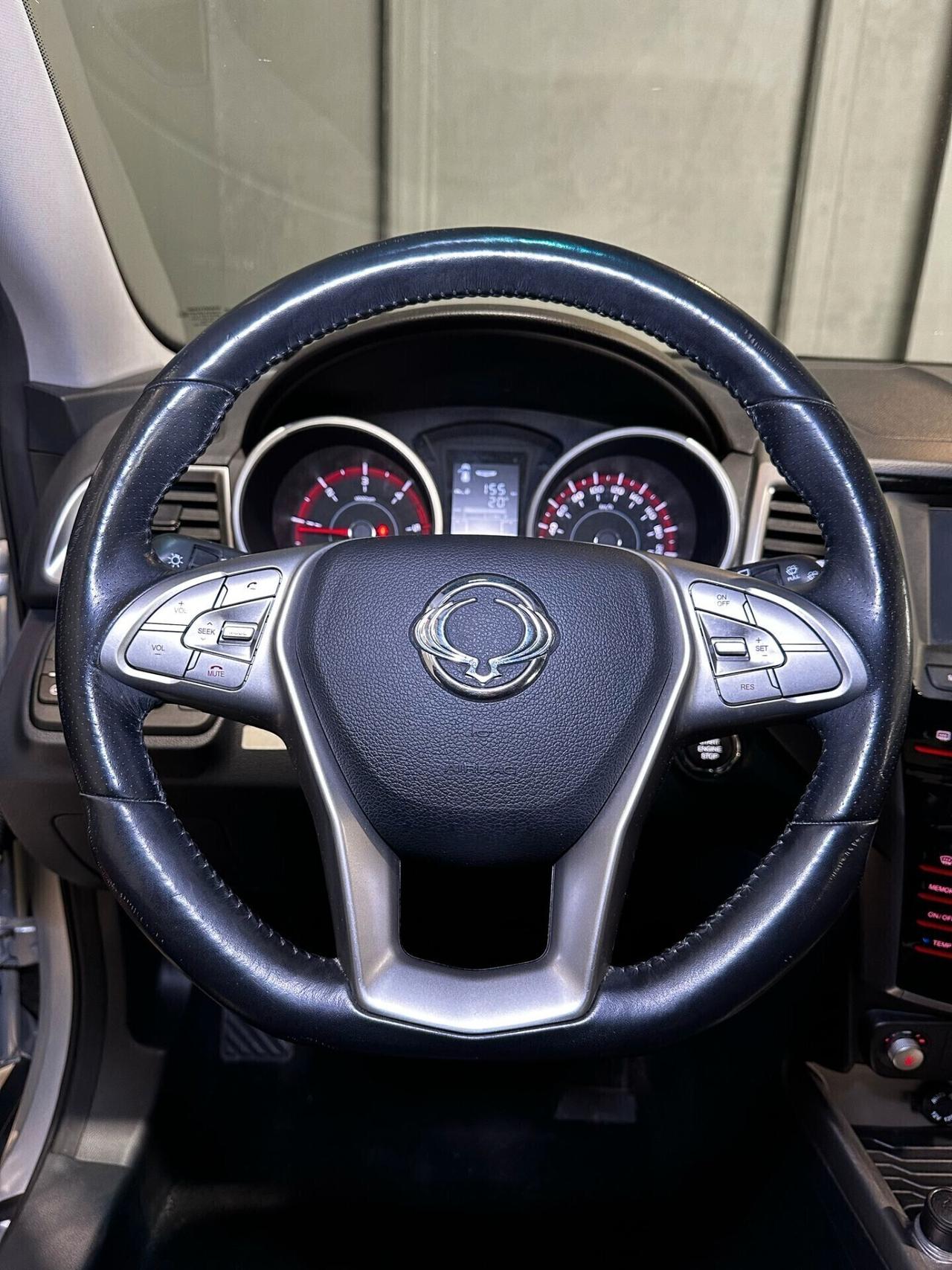 Ssangyong Tivoli 1.6d 2WD Be Visual Hot Aebs