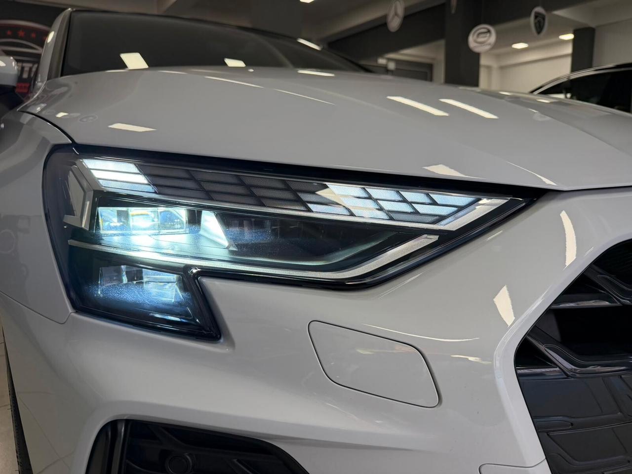 Audi A3 Sedan 35 TDI S tronic line edition