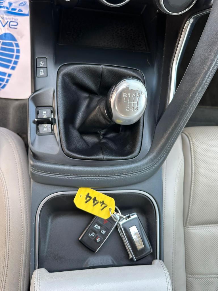 Jaguar E-Pace 2.0d i4 R-Dynamic awd 150cv