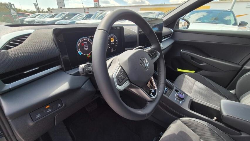 Volkswagen T-Roc 1.5 eTSI ACT 150 CV DSG Style - KM0 2026