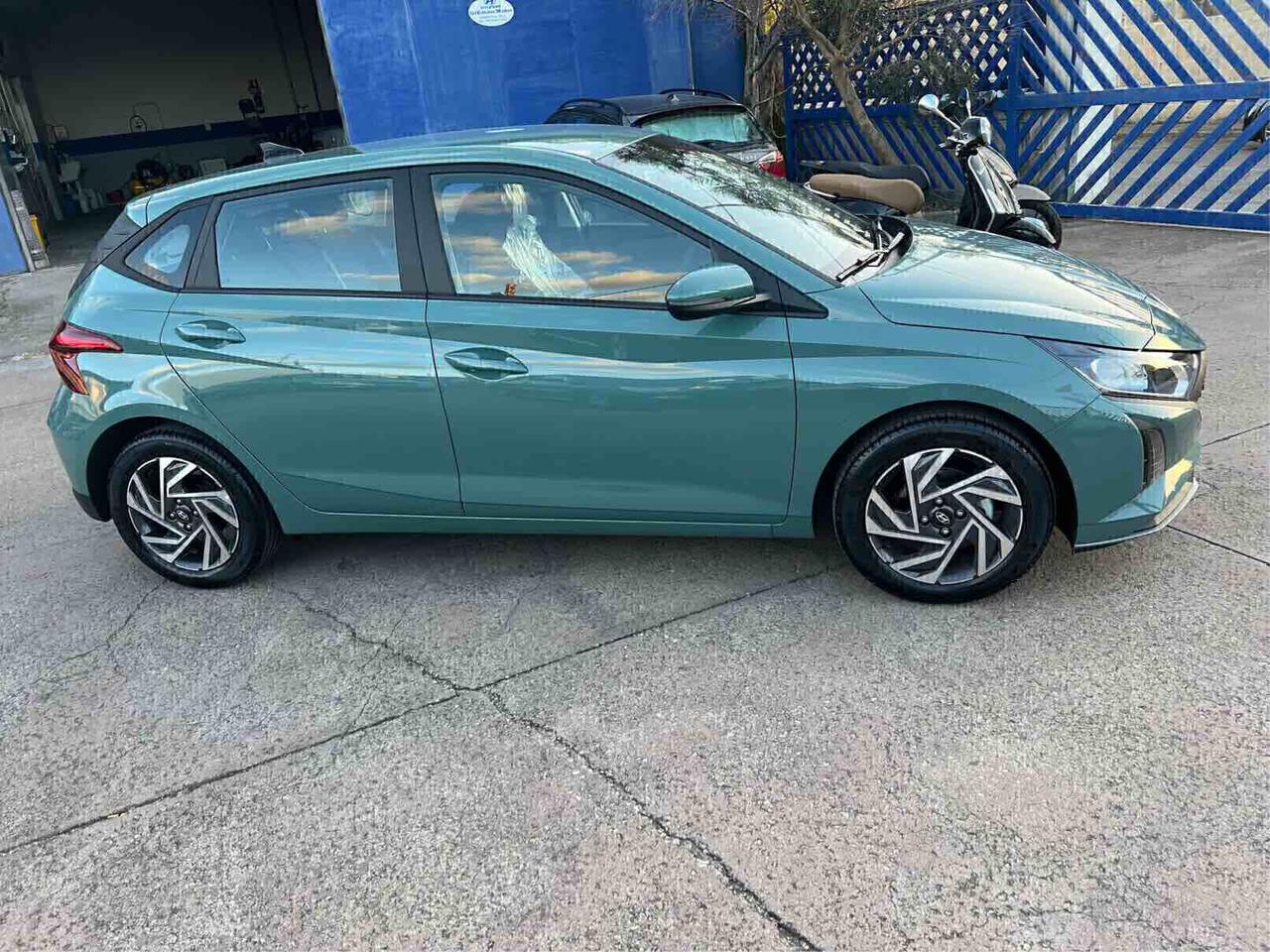 HYUNDAI I 20 1.2 MPI 81CV CONNECTLINE MY25