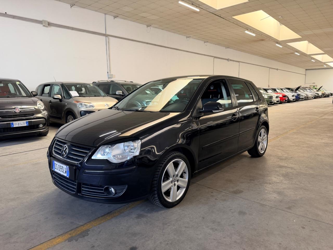 Volkswagen Polo 1.4/80CV TDI DPF 5p. Sportline