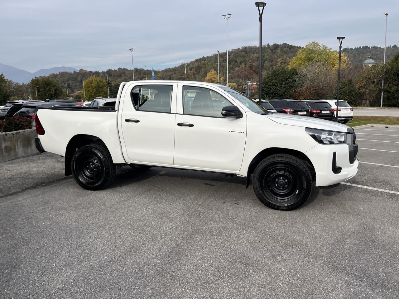 TOYOTA HILUX 2.4 D-4D DOPPIA CAB. 4WD 150 CV 6M