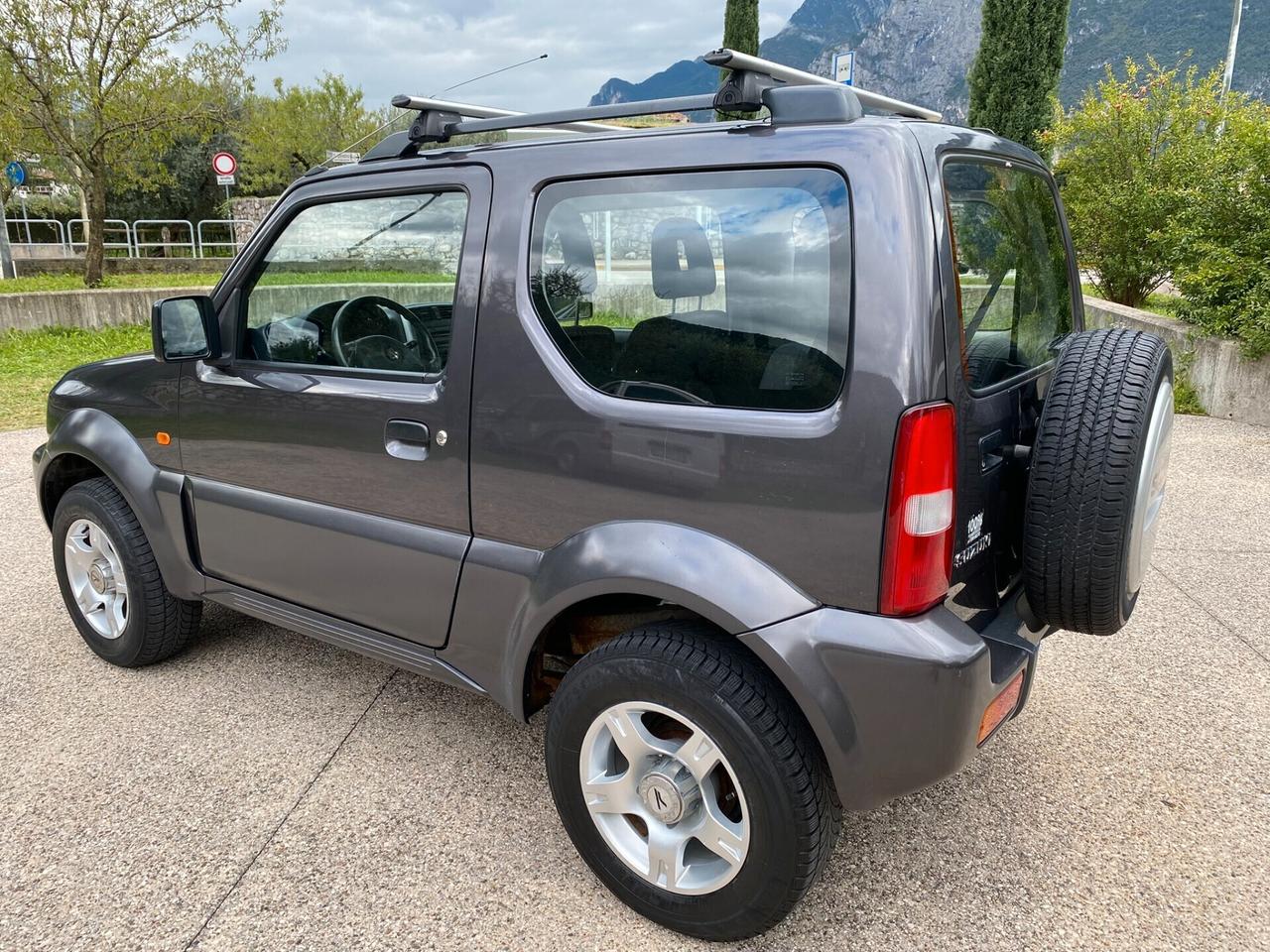 Suzuki Jimny 1.3i 16V cat 4WD Special