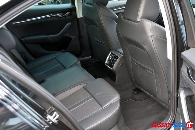 SKODA Octavia SEDAN 1.5 E-TEC 150 CV DSG STYLE - REARVIEW - NAVI