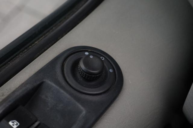 RENAULT Trafic 2.0 dCi/115 Passenger 8 Posti