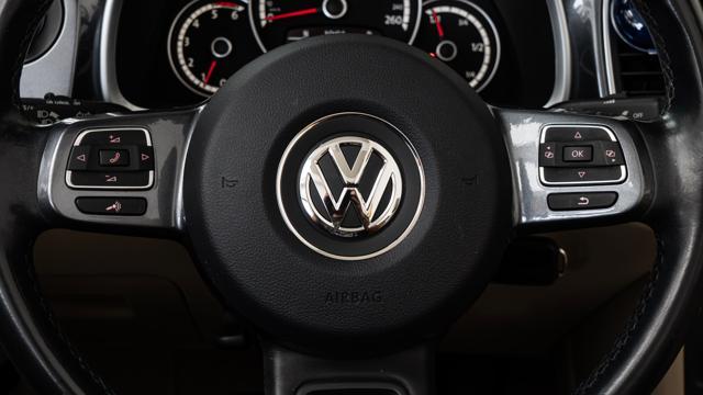 VOLKSWAGEN Maggiolino Cabrio 1.6 TDI DSG 70S EDITION