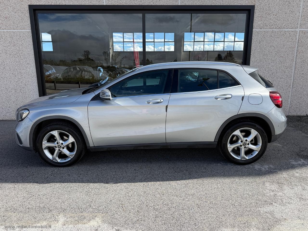 MERCEDES-BENZ GLA 200 d Automatic Sport SOLO KM.115000