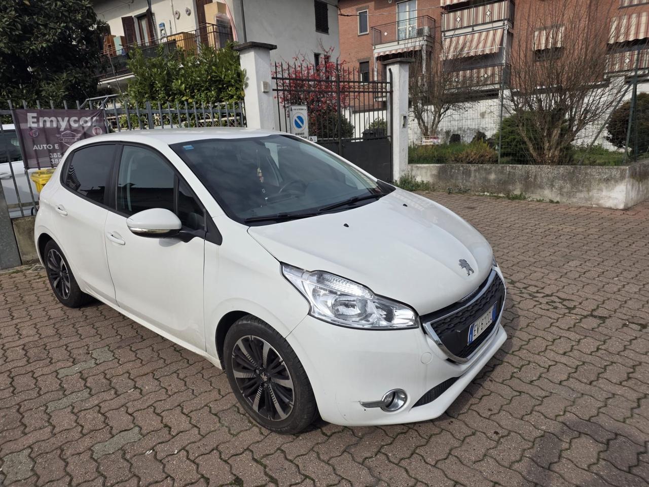 Peugeot 208 1.4 HDi 68 CV 5 porte Access