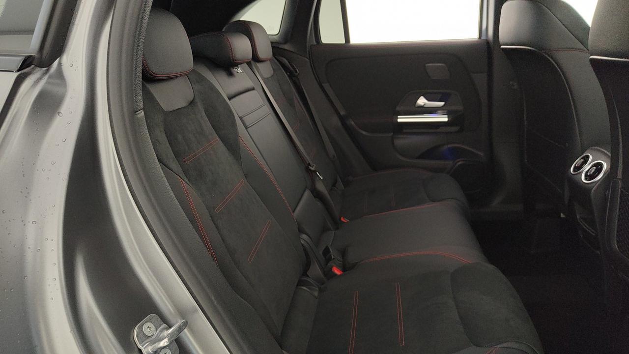 Mercedes-Benz GLA 200 d automatic