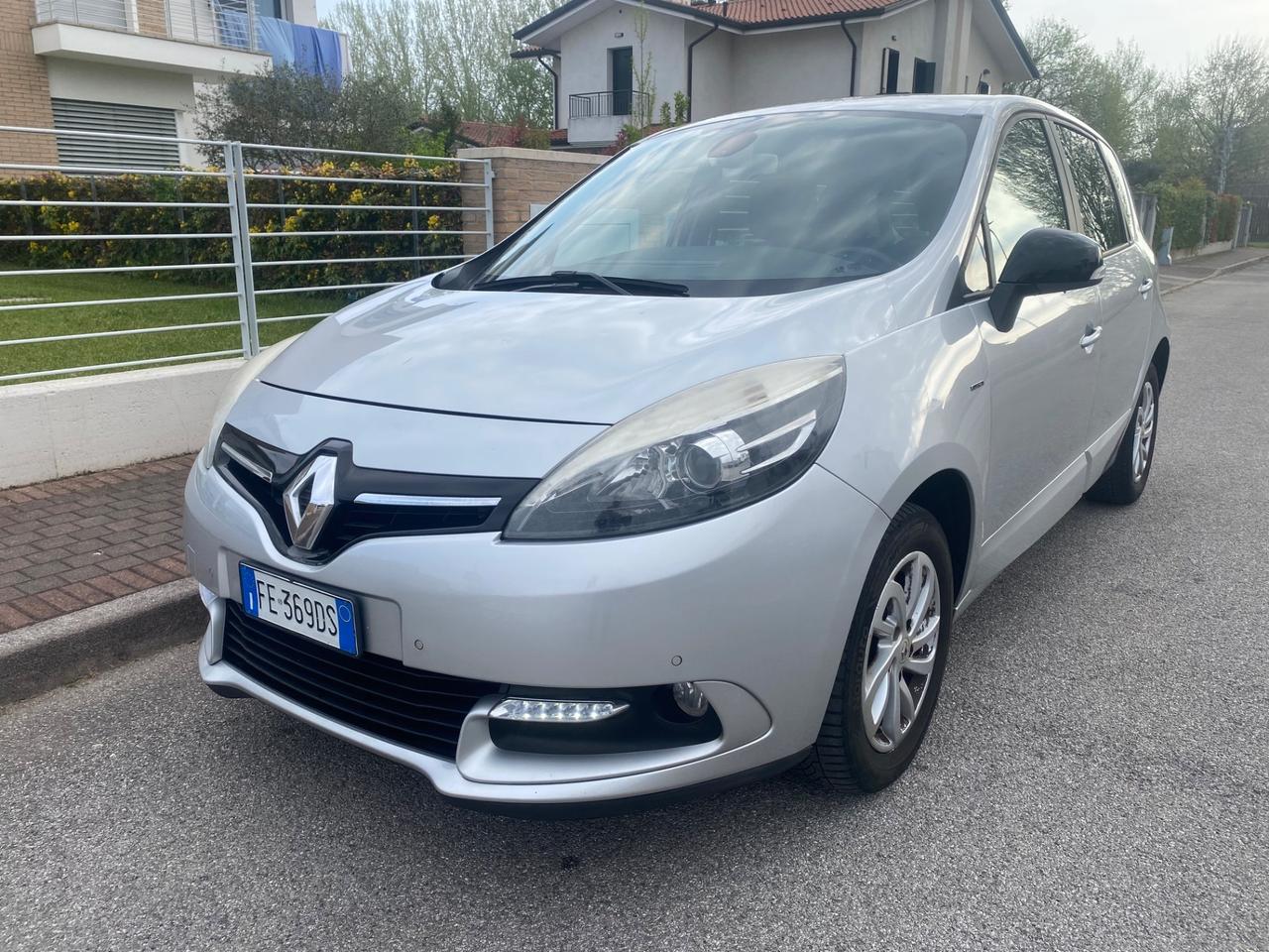 Renault Scenic Scénic XMod dCi 110 CV Start&Stop Energy Limited