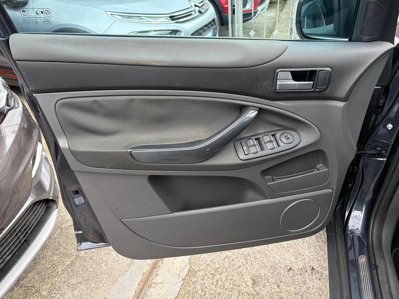 Ford Kuga 2.0 TDCi 140CV 2WD Titanium