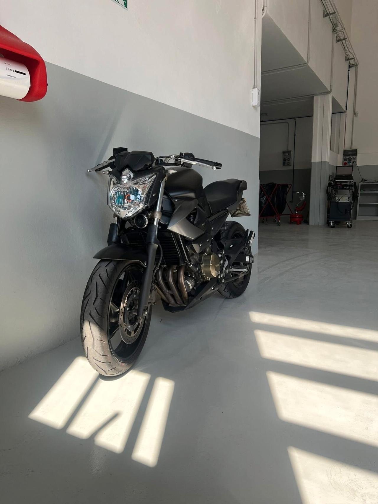 Yamaha XJ 600