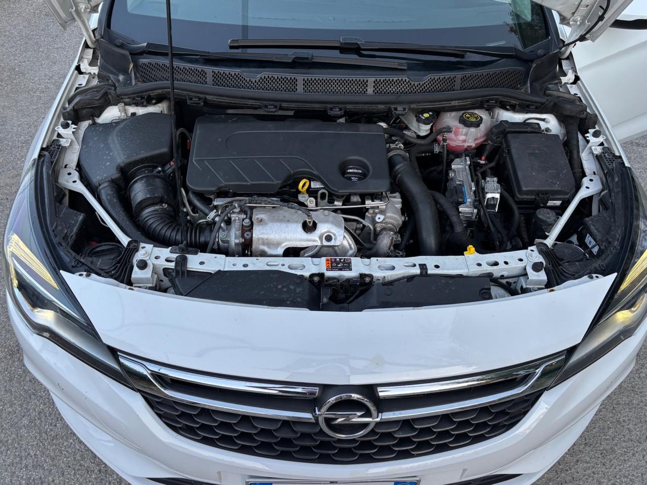 Opel Astra 1.6 CDTi 136CV Innovation
