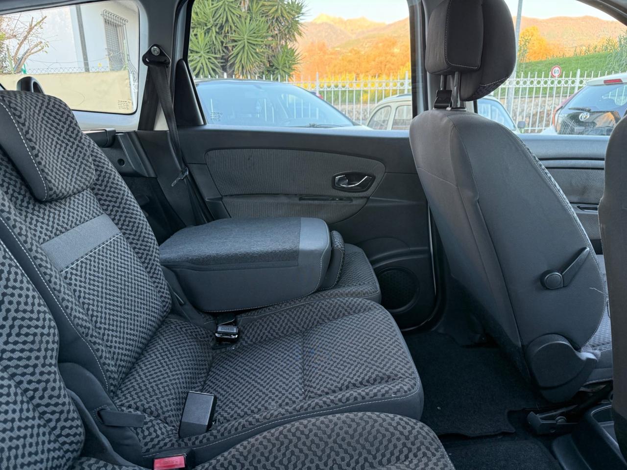 Renault Scenic Scénic X-Mod 1.5 dCi 110CV Luxe 7 posti