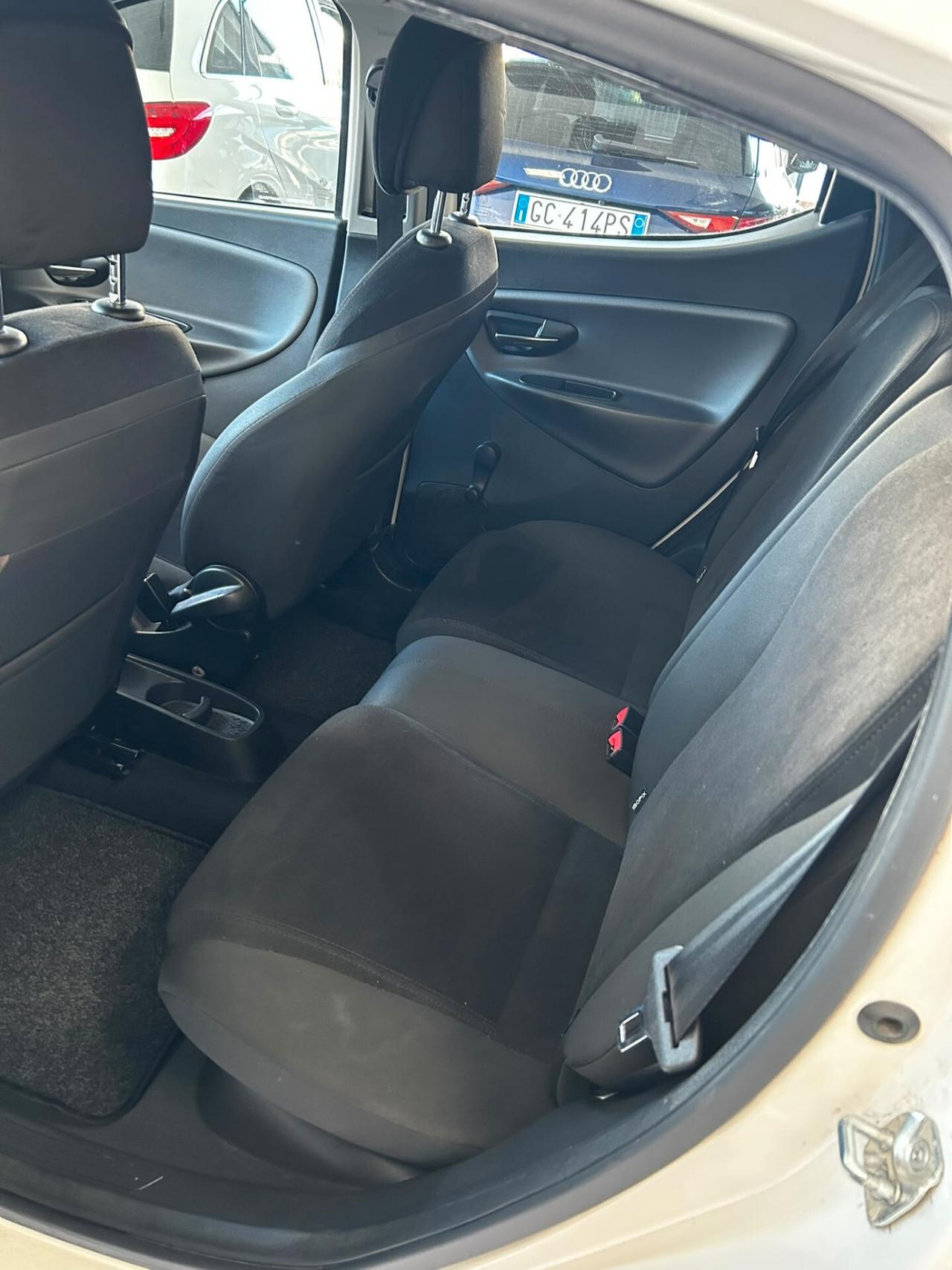 Lancia Y 0.9 TwinAir Metano 2013