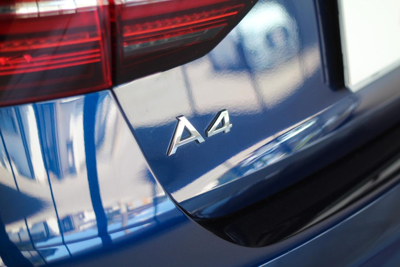 Audi A4 2.0 TDI MHEV 40 S LINE
