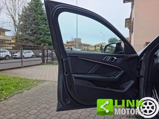 BMW 118 d Msport Steptronic Shadow Line