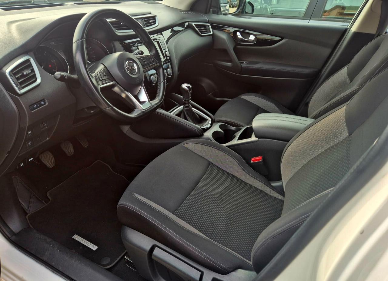 Nissan Qashqai 1.5 dCi 115 CV - Bianco perla - Telecamera posteriore