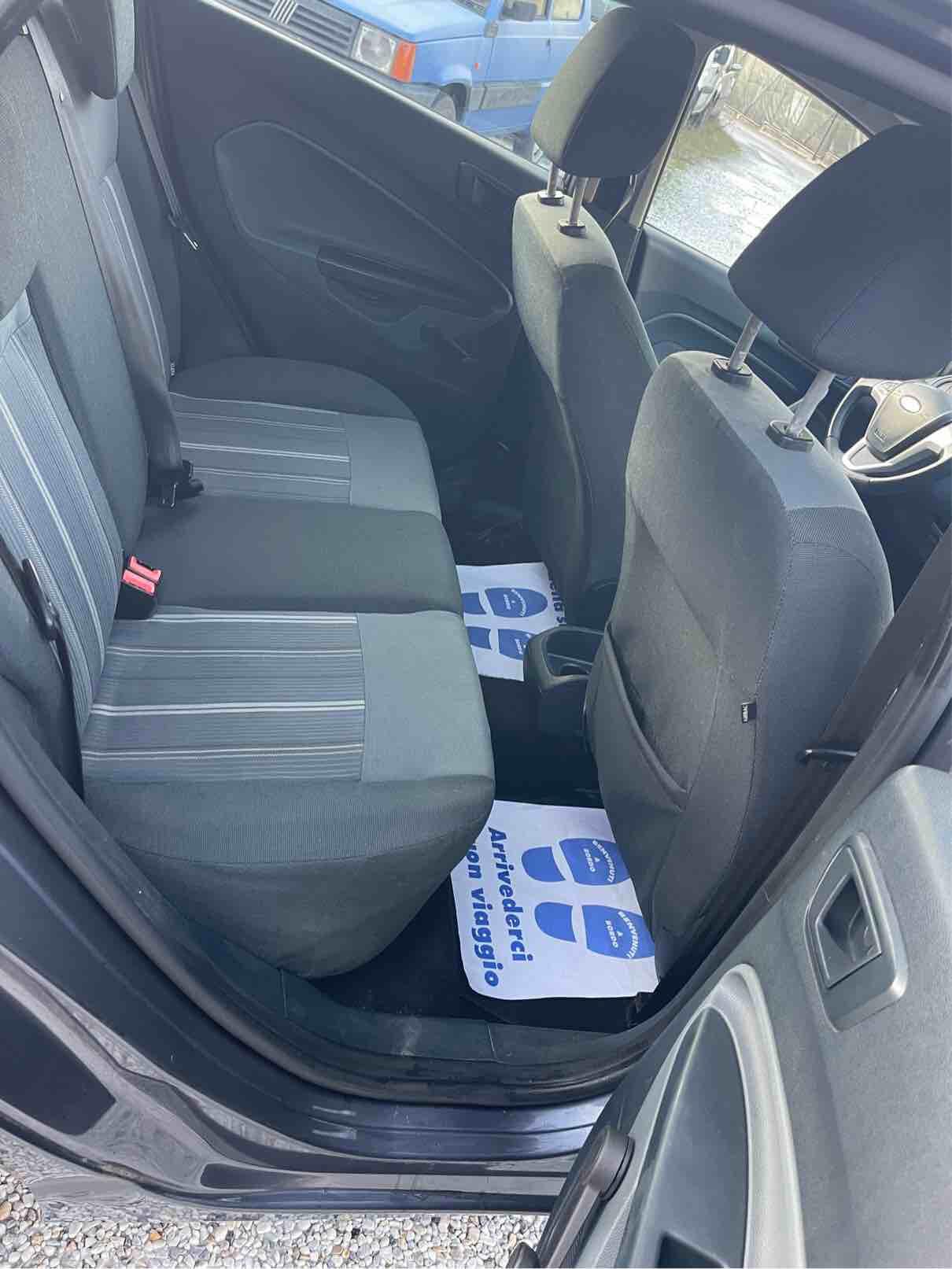 FORD FIESTA - GPL - TITANIUM