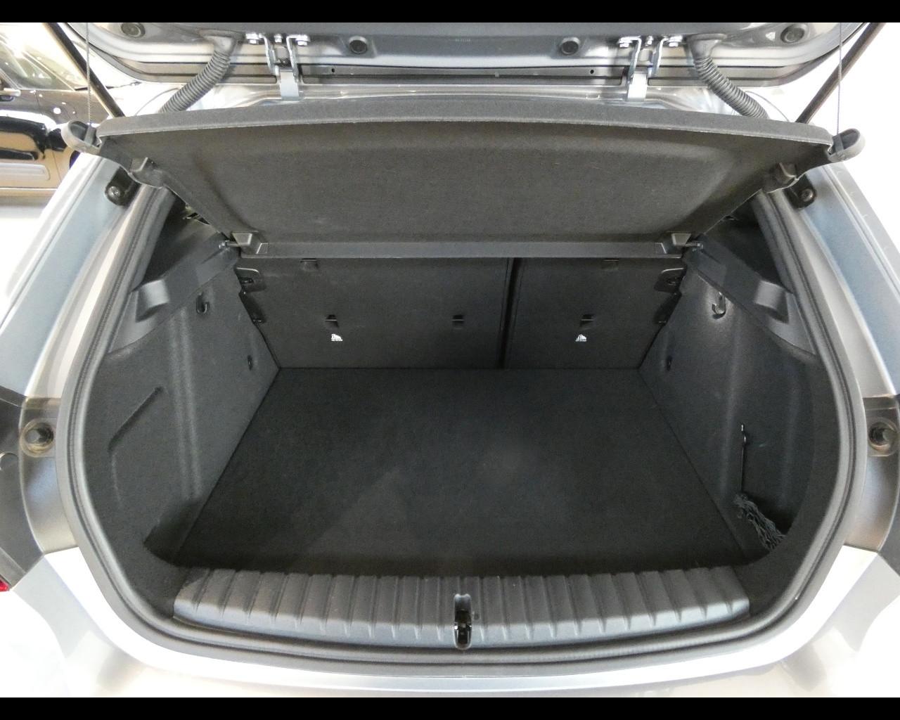 BMW Serie 1 (F40) - 118d 5p. Msport