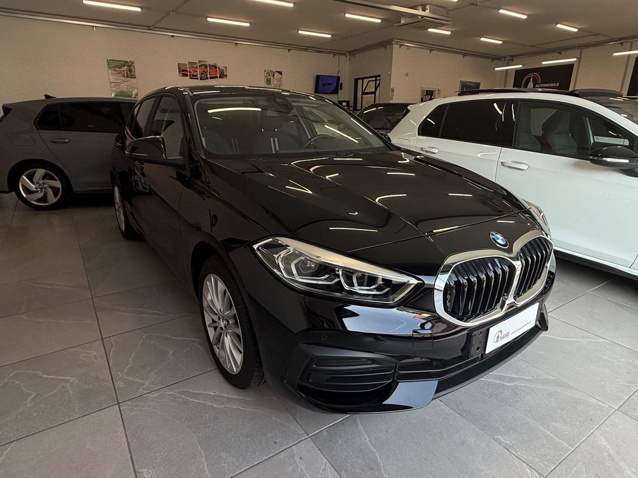 Bmw 118 118i 5p. Business Advantage VIRTUAL