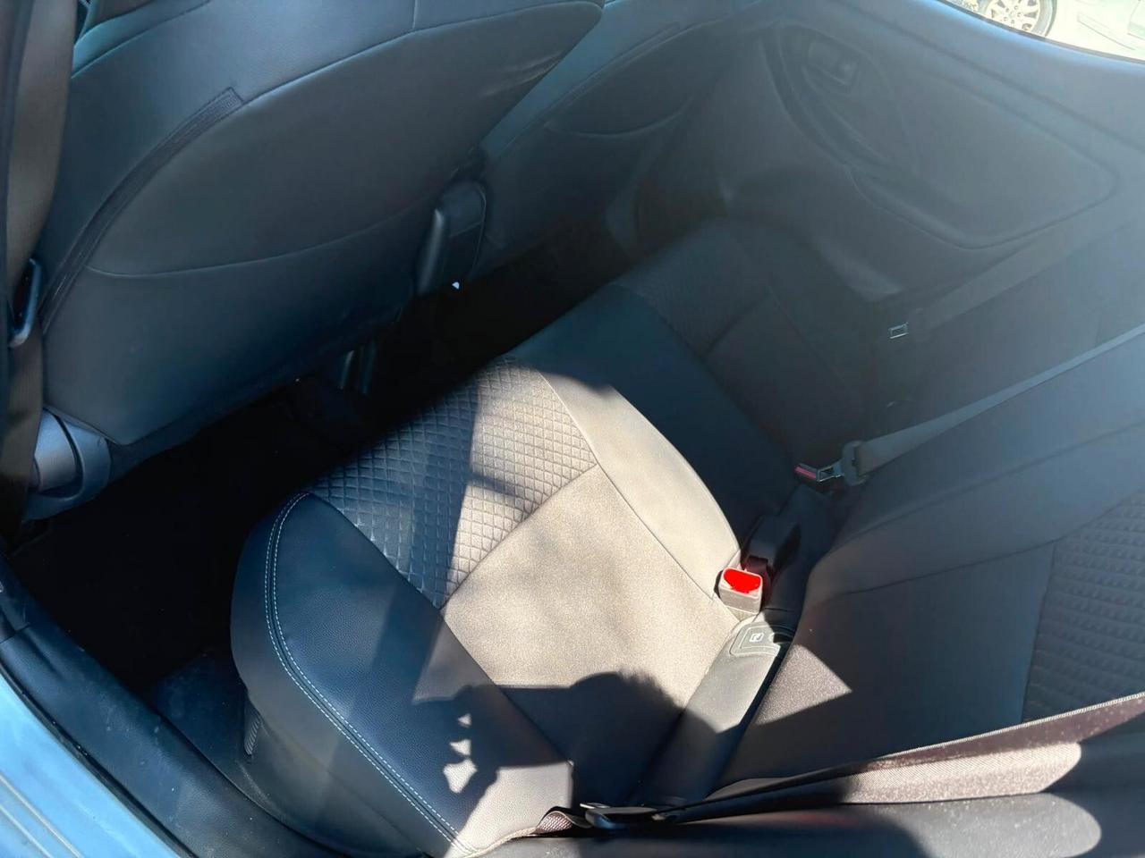 Toyota Yaris 1.5 130 Hybrid 5 porte Lounge