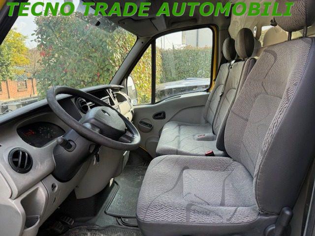 RENAULT Master 100.33 2.5 dCi +IVA