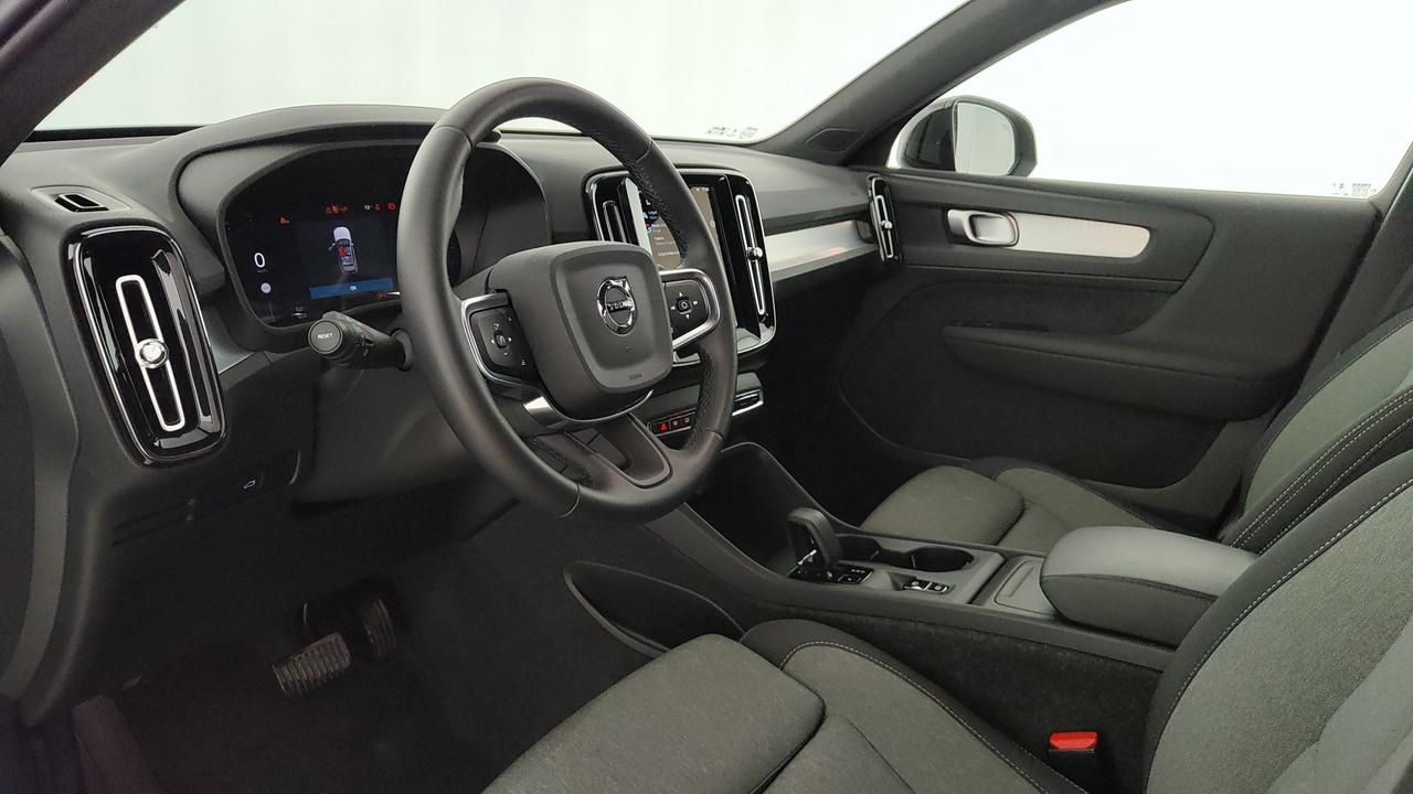 VOLVO XC40 2.0 b3 Core auto