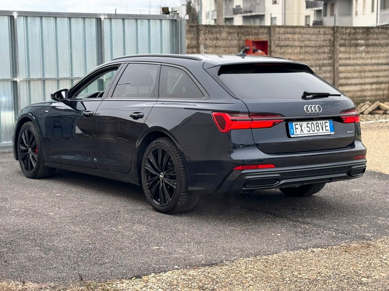 Audi A6 Avant 40 2.0 TDI S tronic Business Design