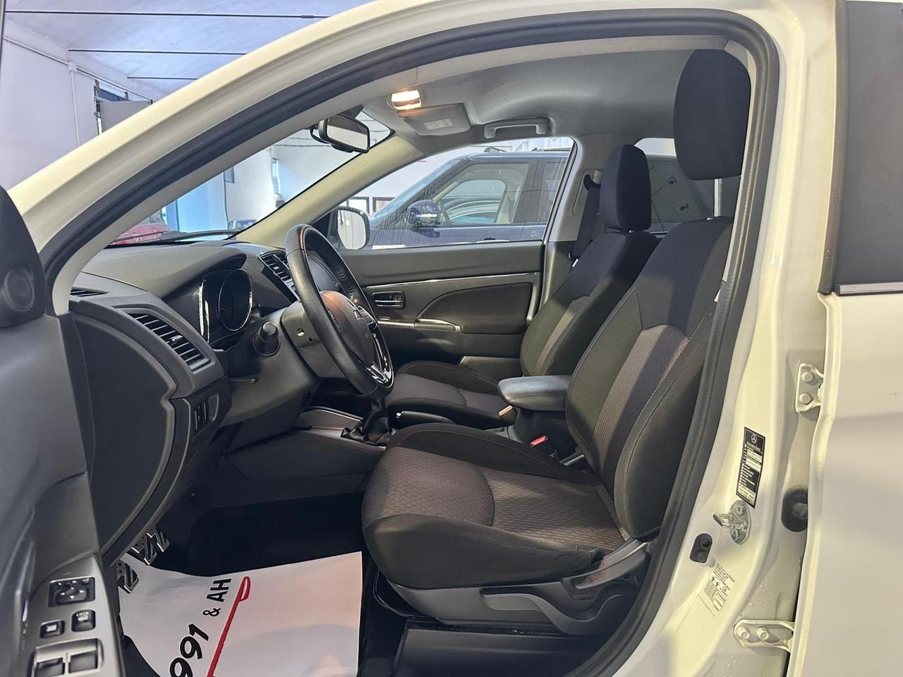 Mitsubishi ASX 1.6 DI-D 114 CV 4WD Instyle Navi