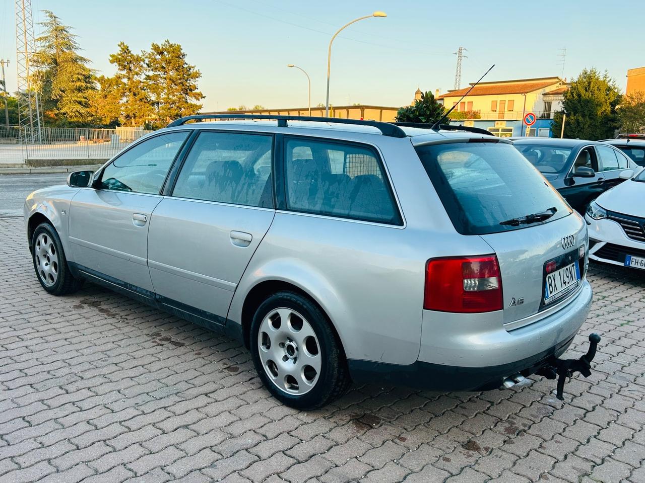 Audi A6 2.5 V6 TDI cat Avant 155CV