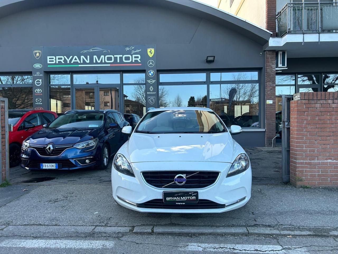 Volvo V40 D2 1.6 Powershift Momentum