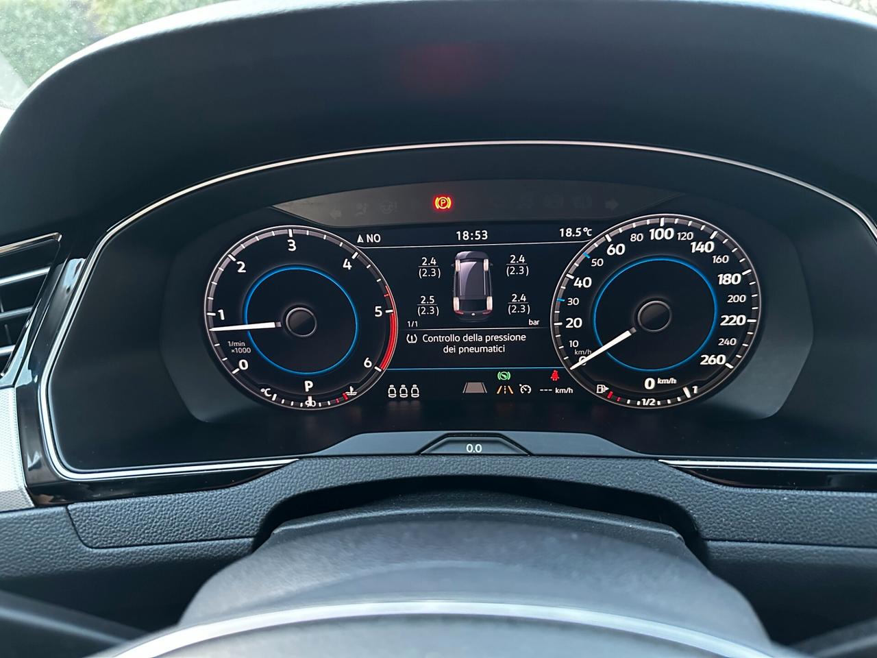 Volkswagen Passat Variant 2.0 TDI DSG Business BlueMotion Tech