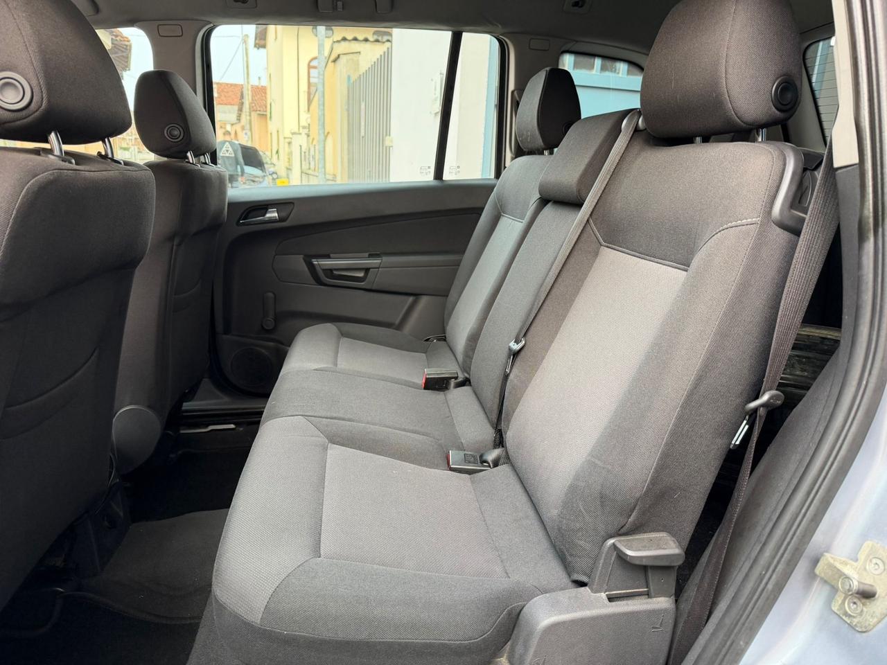 Opel Zafira 1.6 16V Cosmo GPL