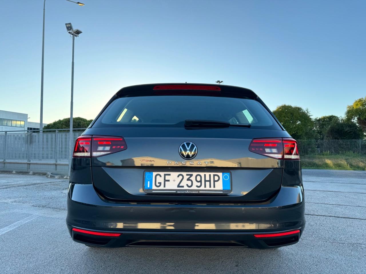VOLKSWAGEN PASSAT 2.0 Tdi 150CV - Led Carplay 17