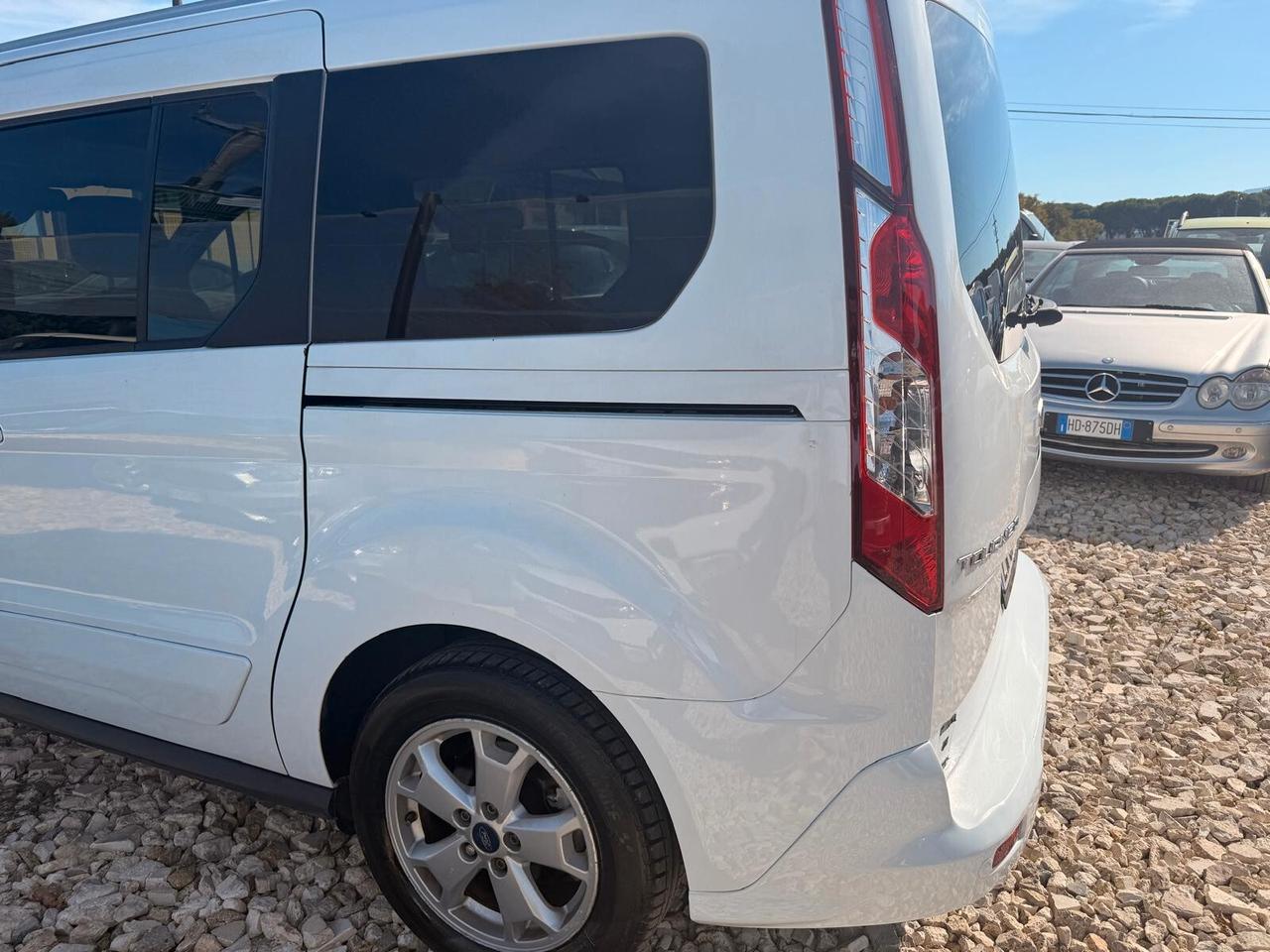 Ford Tourneo Connect Connect7 1.6 TDCi 115 CV Titanium