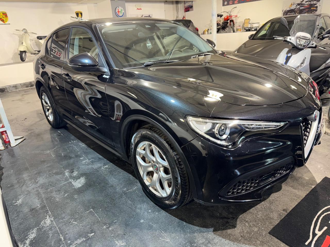 Alfa Romeo Stelvio 2.2 Turbodiesel 190 CV AT8 Q4 Executive