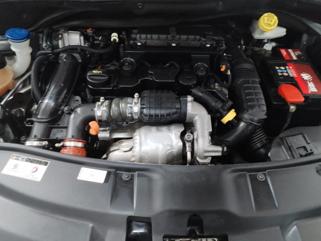 Peugeot 2008 BlueHDi 100 Active